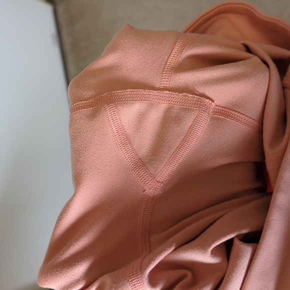 GIRLFRIEND COLLECTIVE High Rise Compressive Leggings in Primrose - Size Medium - Picture 10 of 10